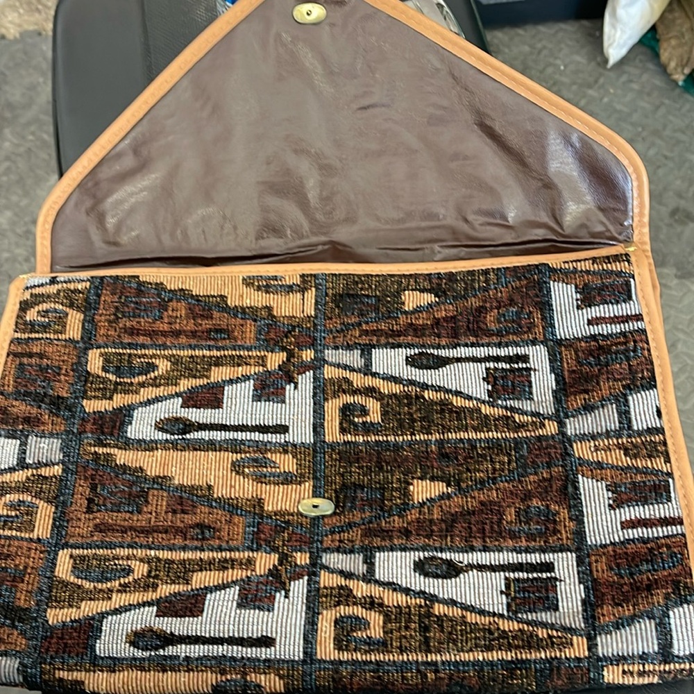 Vintage Saks clutch
